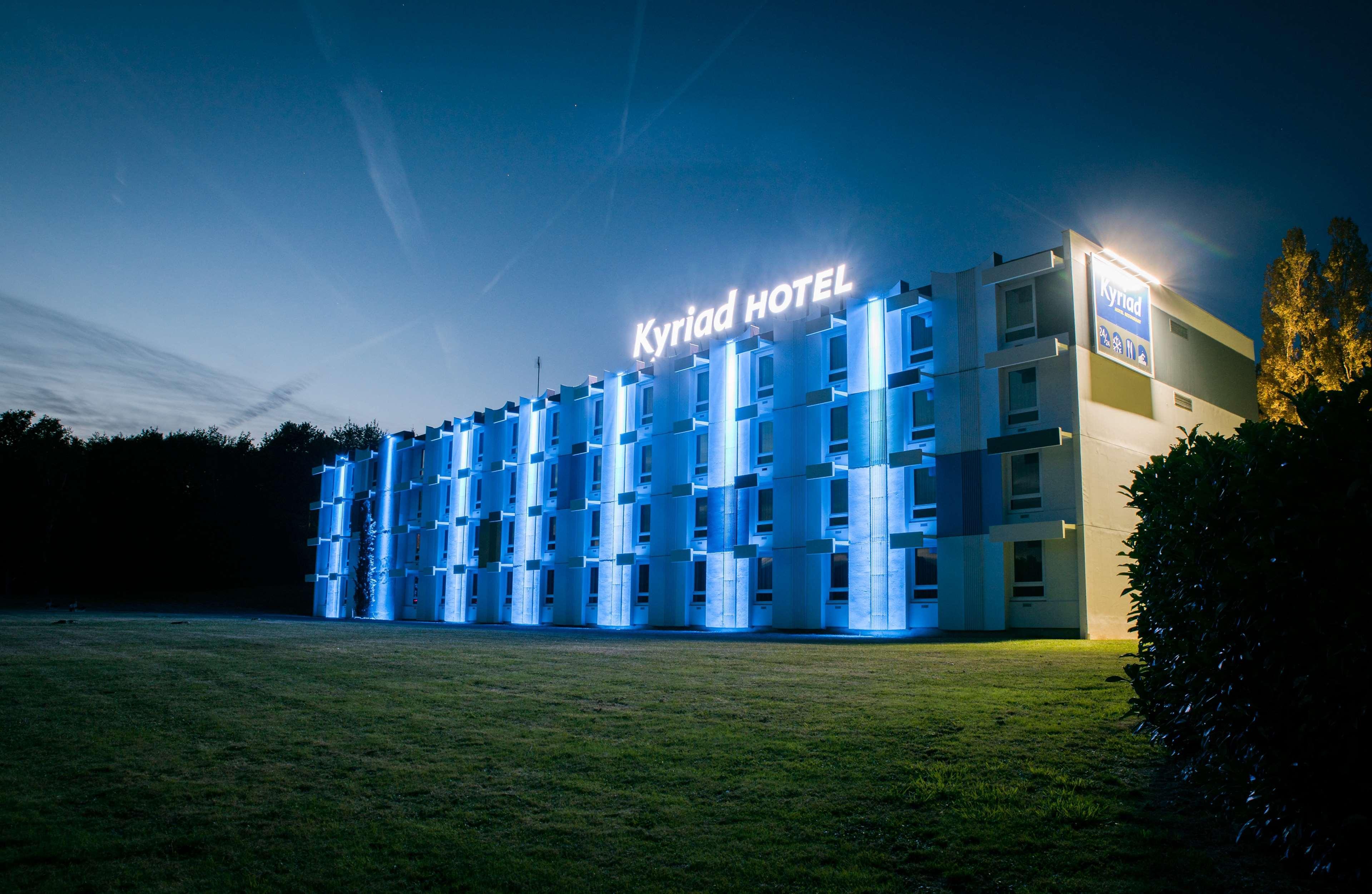 Kyriad Montchanin Le Creusot Εξωτερικό φωτογραφία