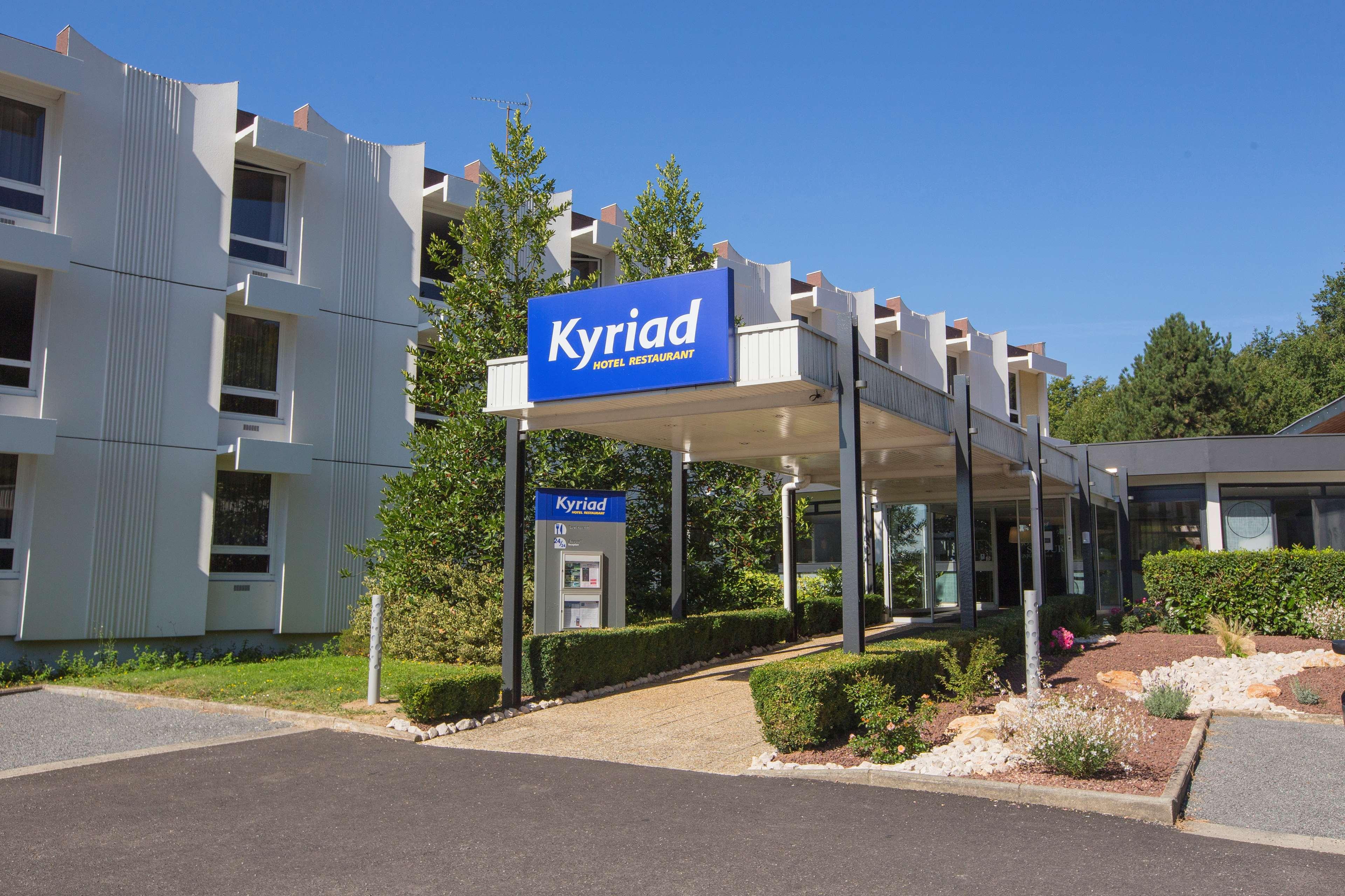 Kyriad Montchanin Le Creusot Εξωτερικό φωτογραφία